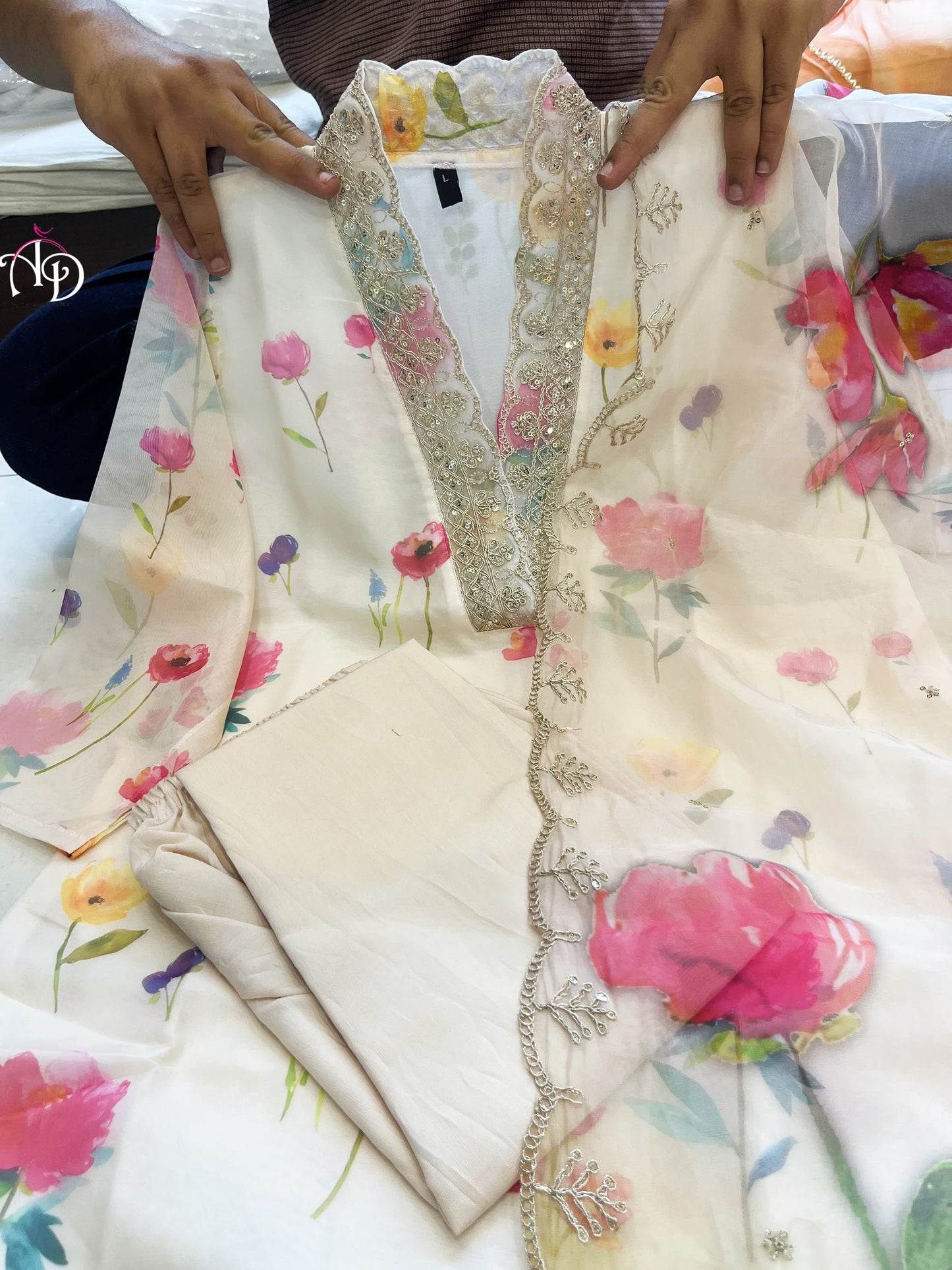 Matrut | Floral Joy White Straight Suit