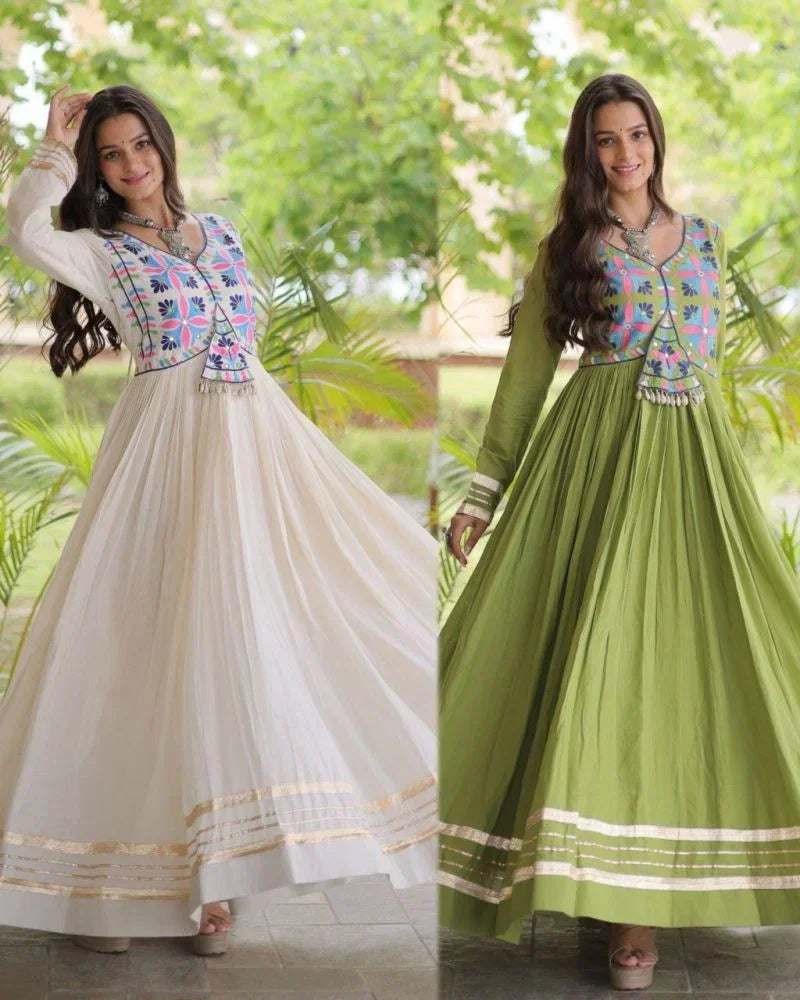 Nayra D04 • 2 Designs
