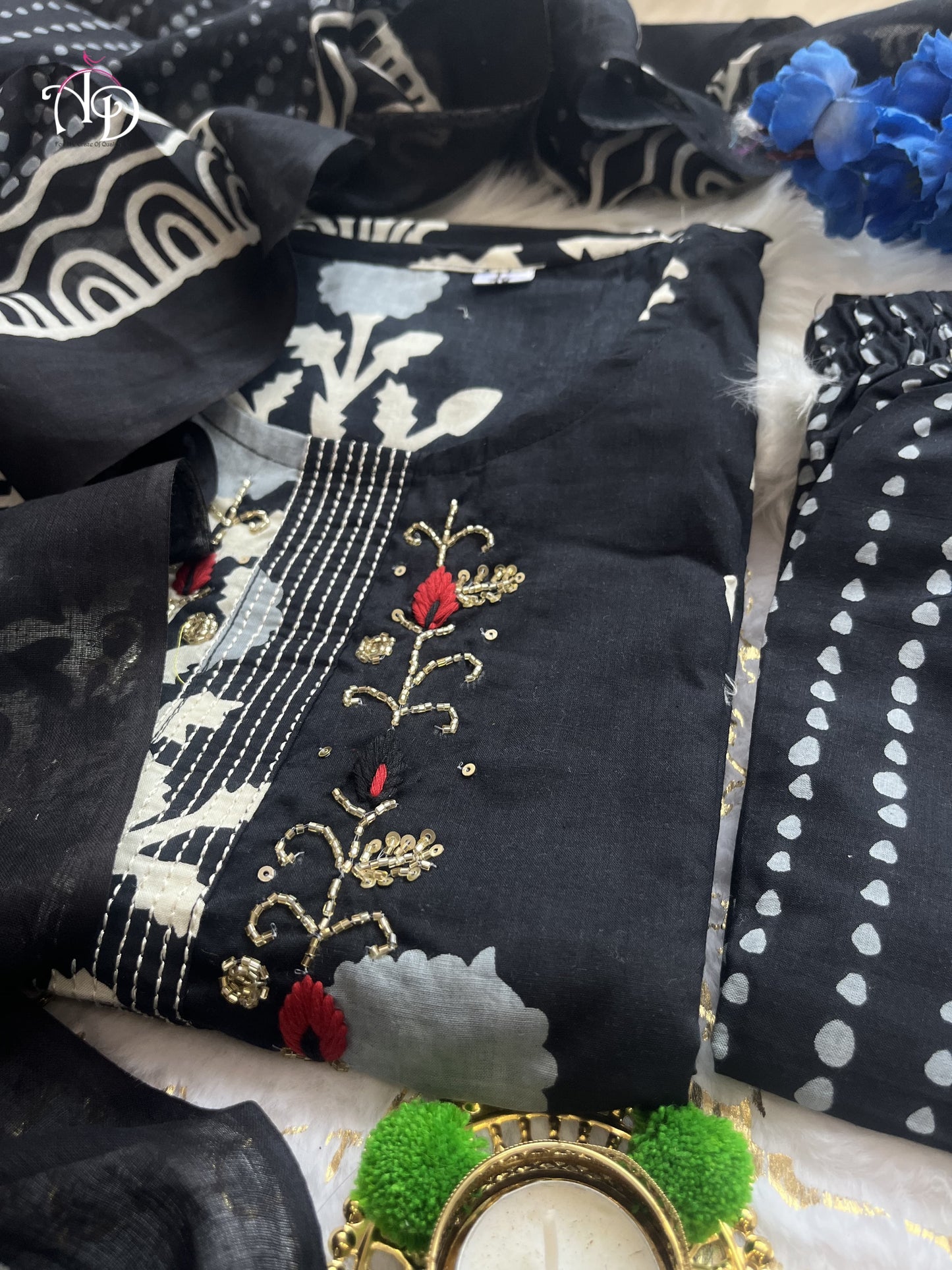 Matrut | Floral Joy Black Straight Suit