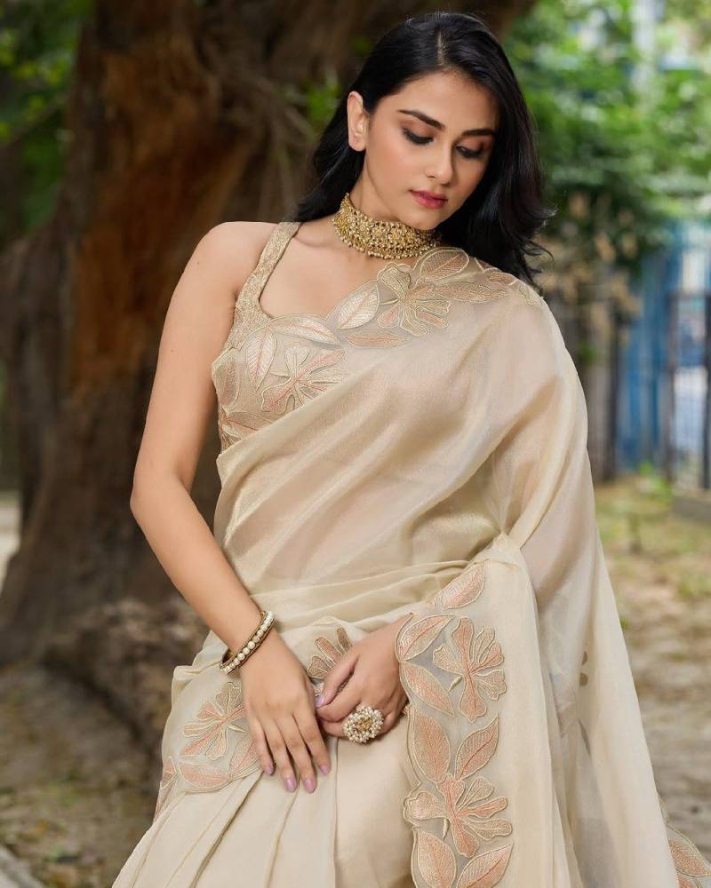 Matrut | Melody Soft Gold Saree