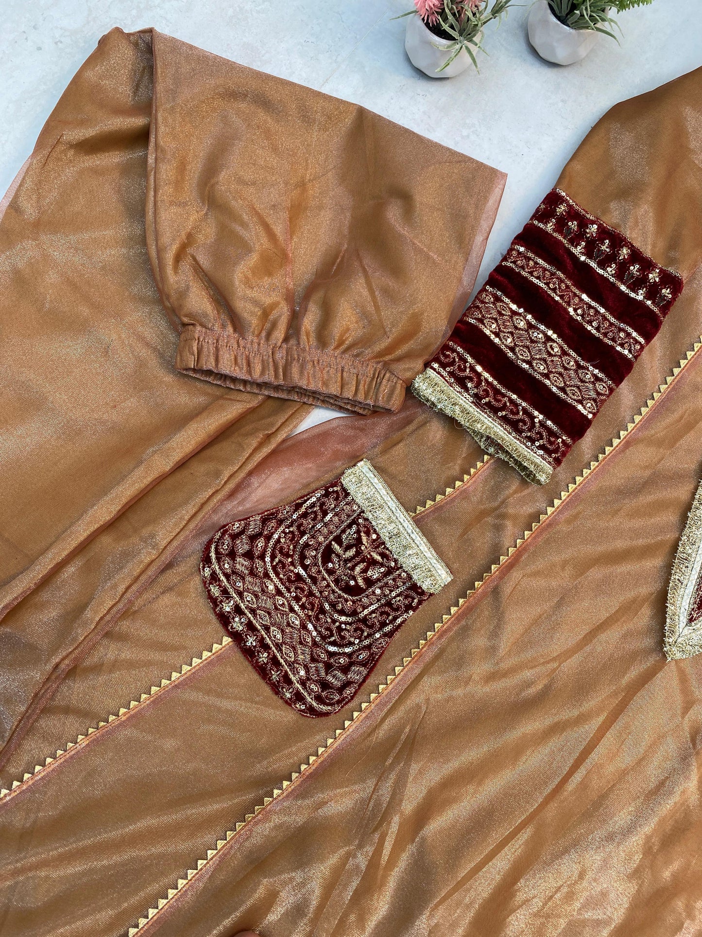 Matrut | Kashish Golden Gown