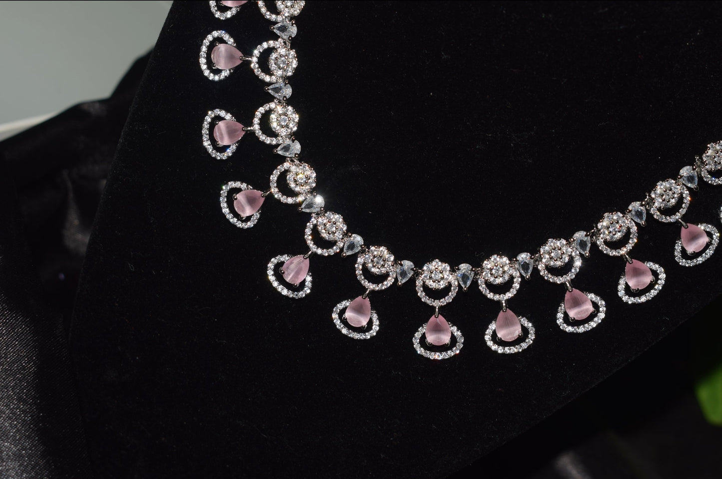 Matrut | Indo-western Necklace Set - IN321