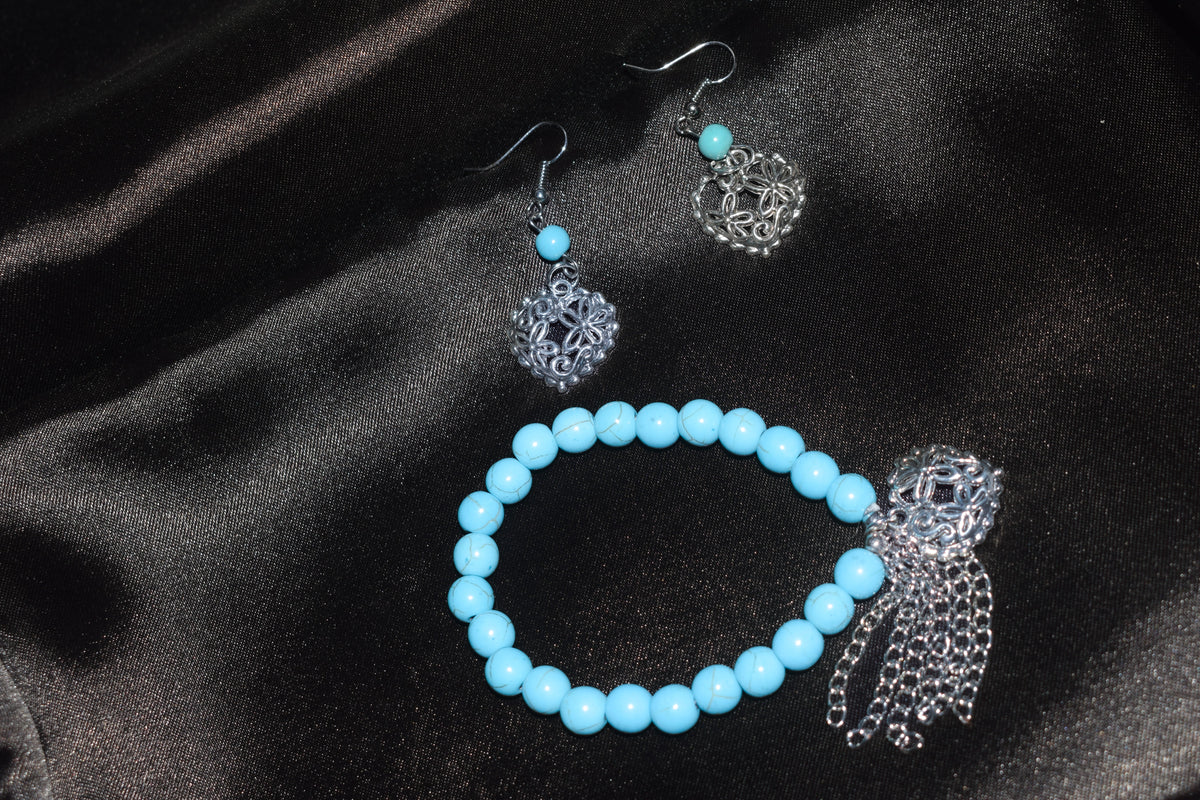 Blue Shallows Necklace - Set of 4