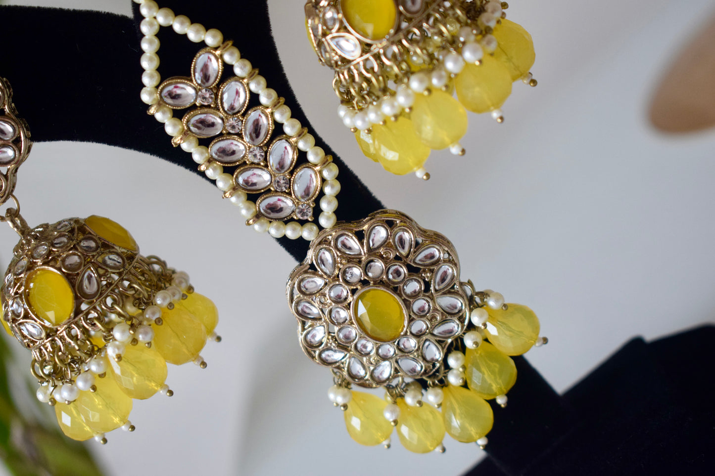 Matrut | Ethnic Earrings Maang Tikka Set - EM300