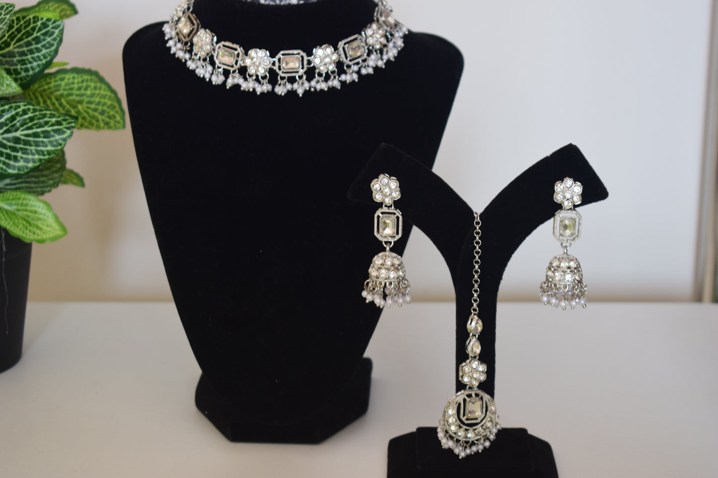 Matrut | Ethnic Necklace Set - M382