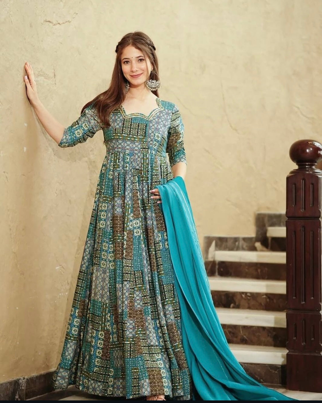 Matrut | Riddhi Firozi Gown - 01