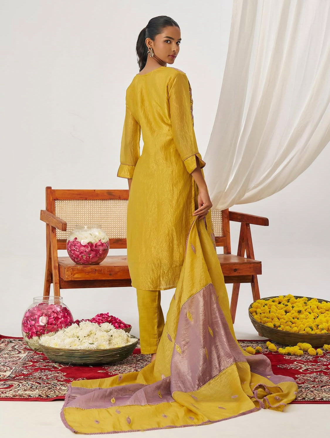 Matrut | Phool Lavender-Yellow Straight Suit