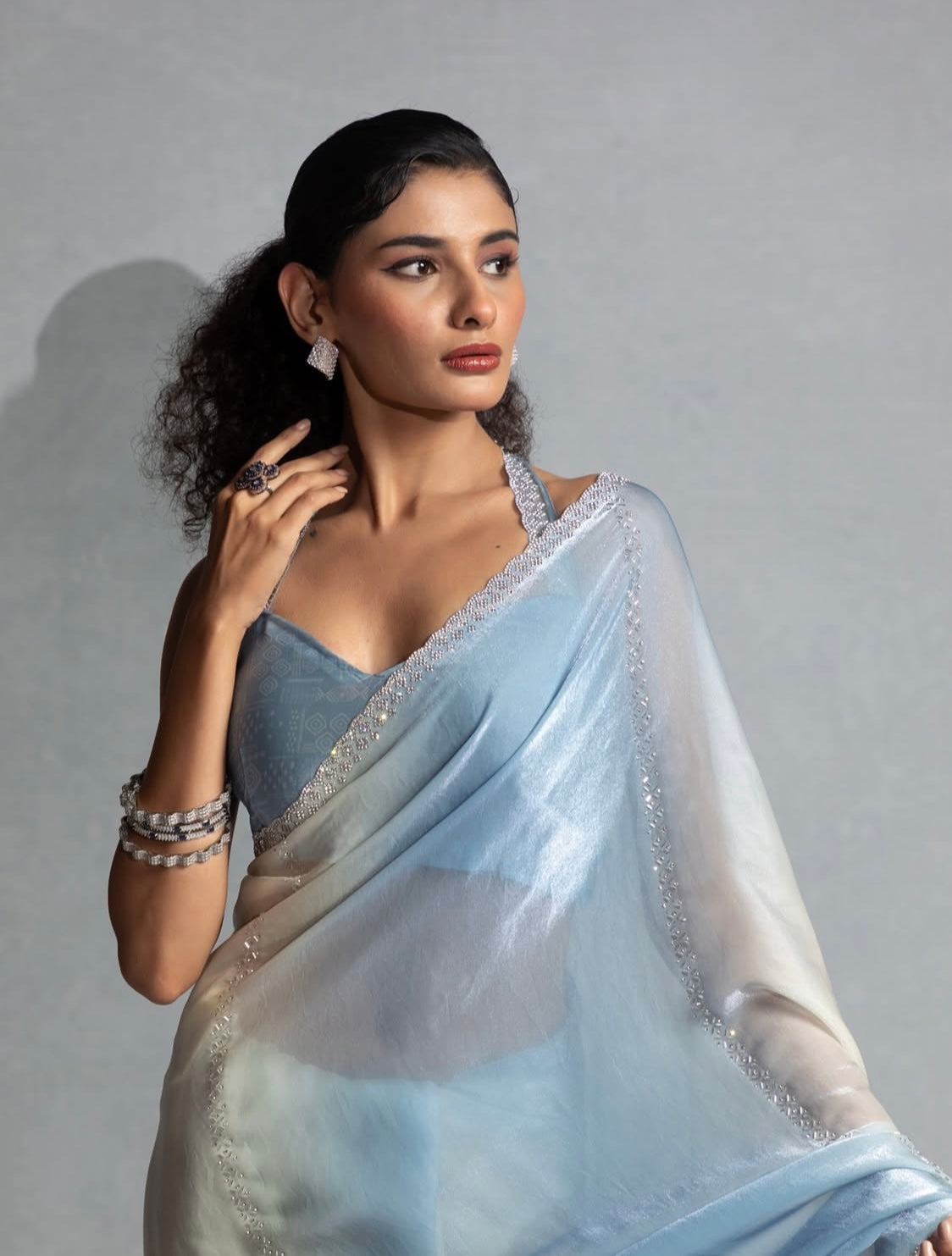 Matrut | Feathera Blue Saree