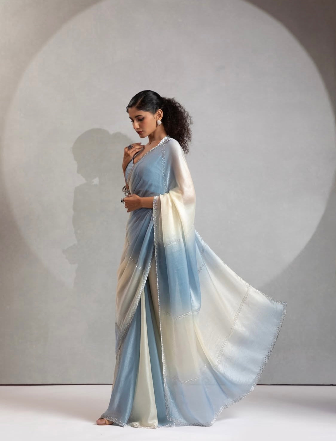 Matrut | Feathera Blue Saree