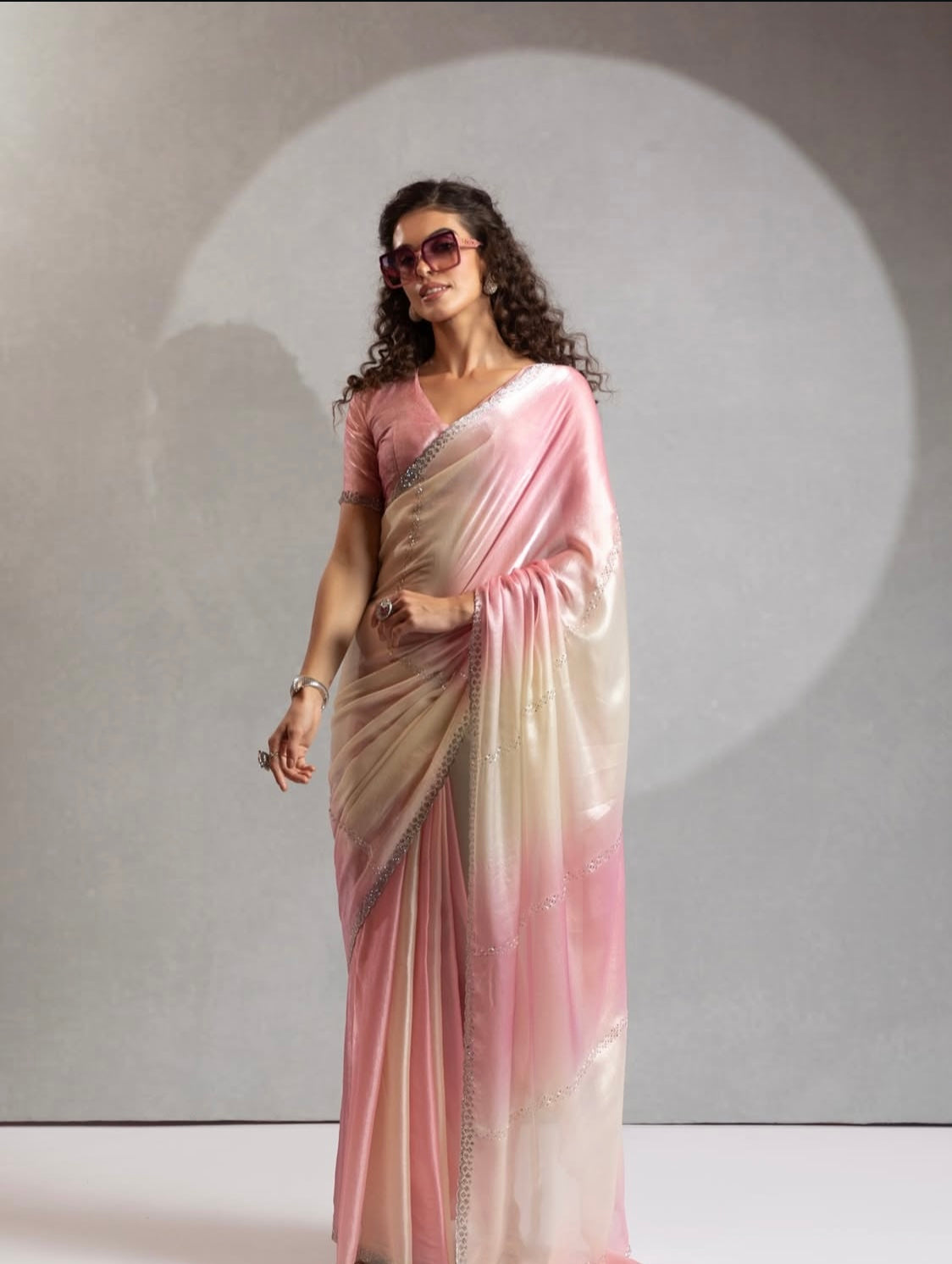 Matrut | Feathera Pink Saree