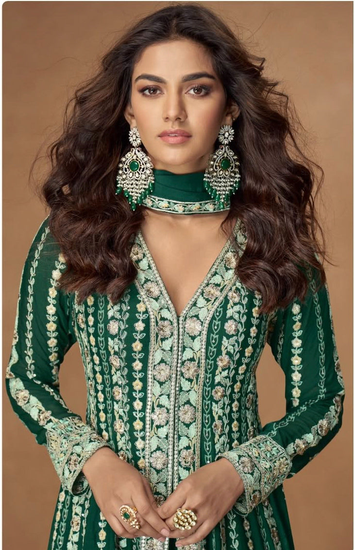 Matrut | Mehar Green Gown