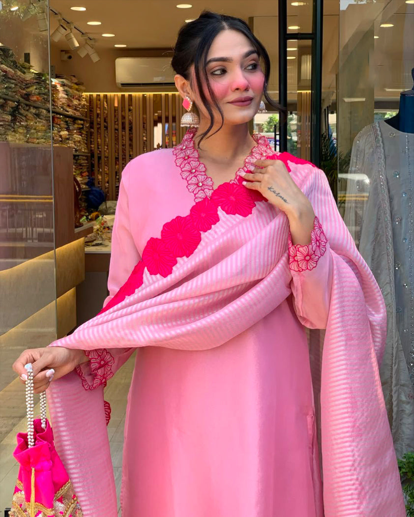 Matrut | Strawberry Pink Straight Suit