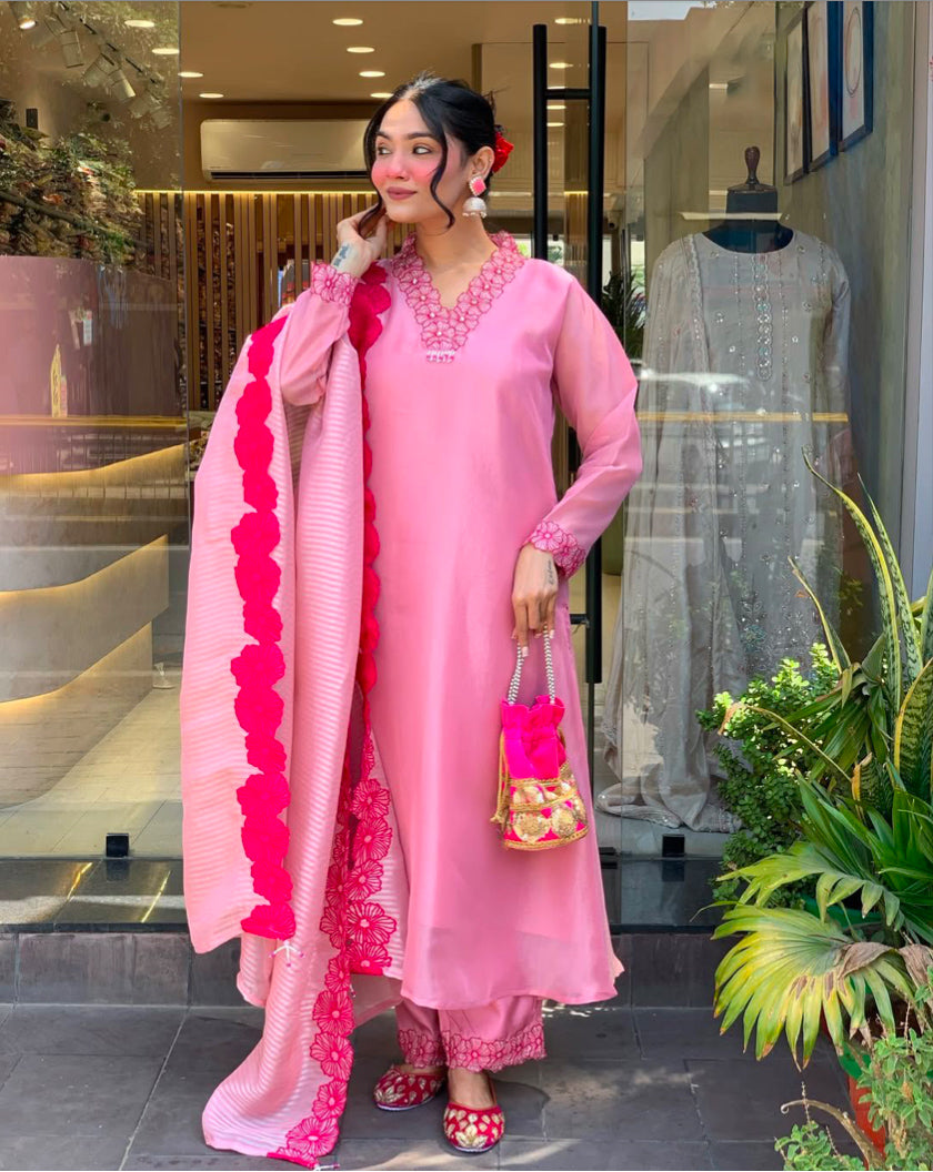 Matrut | Strawberry Pink Straight Suit