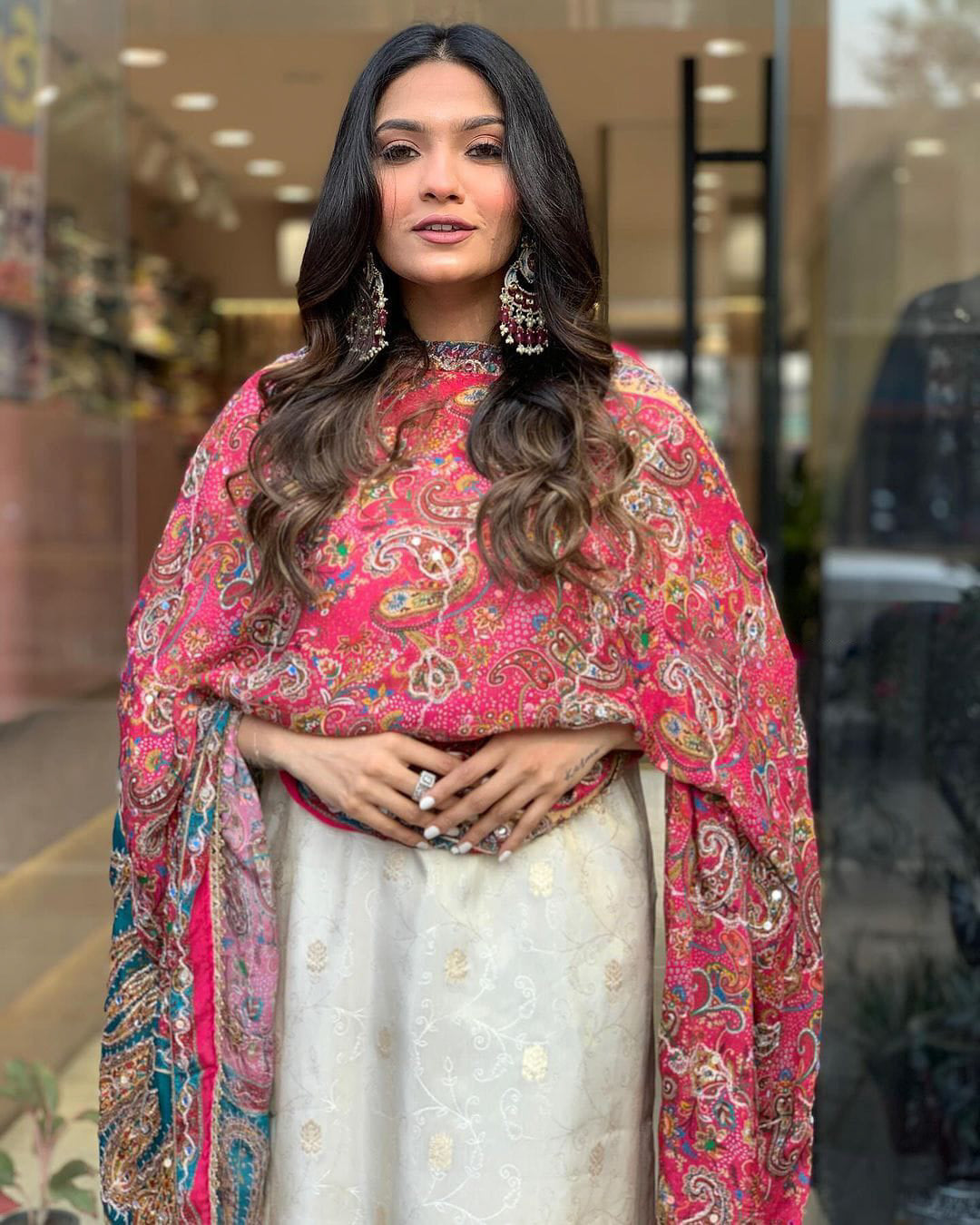 Matrut | Bloome Luxe Beige Straight Suit