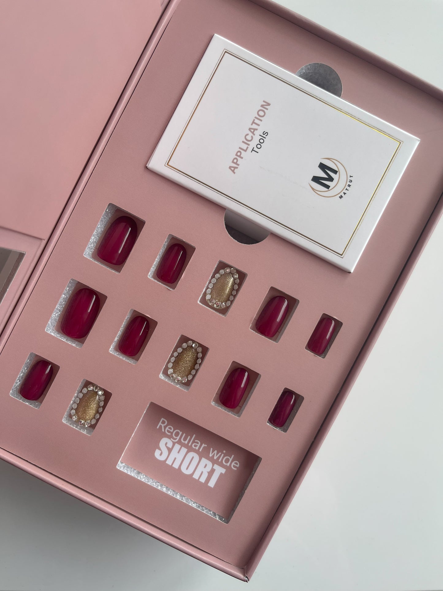 Matrut | Ready-To-Wear Nails - CROWN