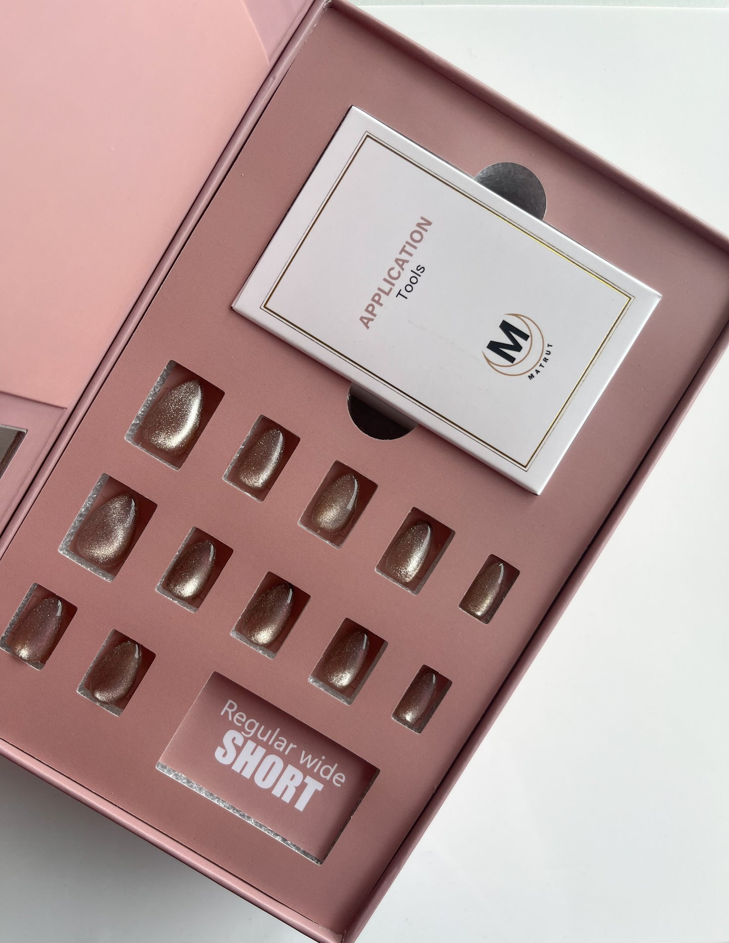 Matrut | Ready-To-Wear Nails - CAT EYE (Taupe)