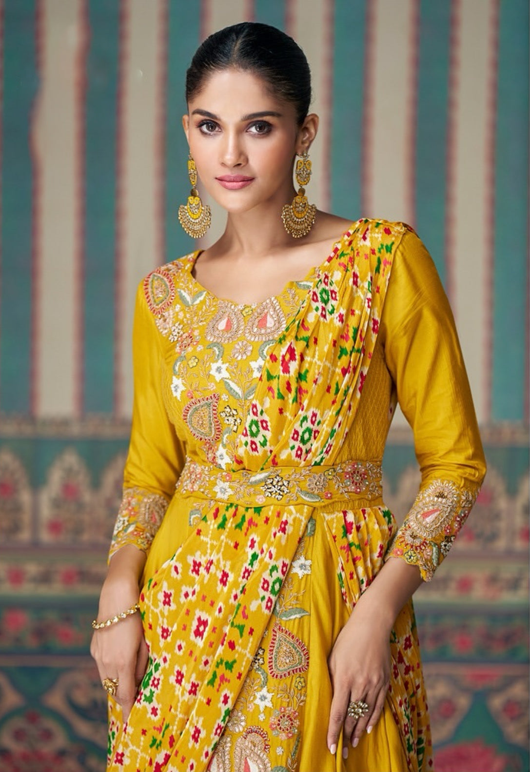 Matrut | Marigold Mirage Saree Swing