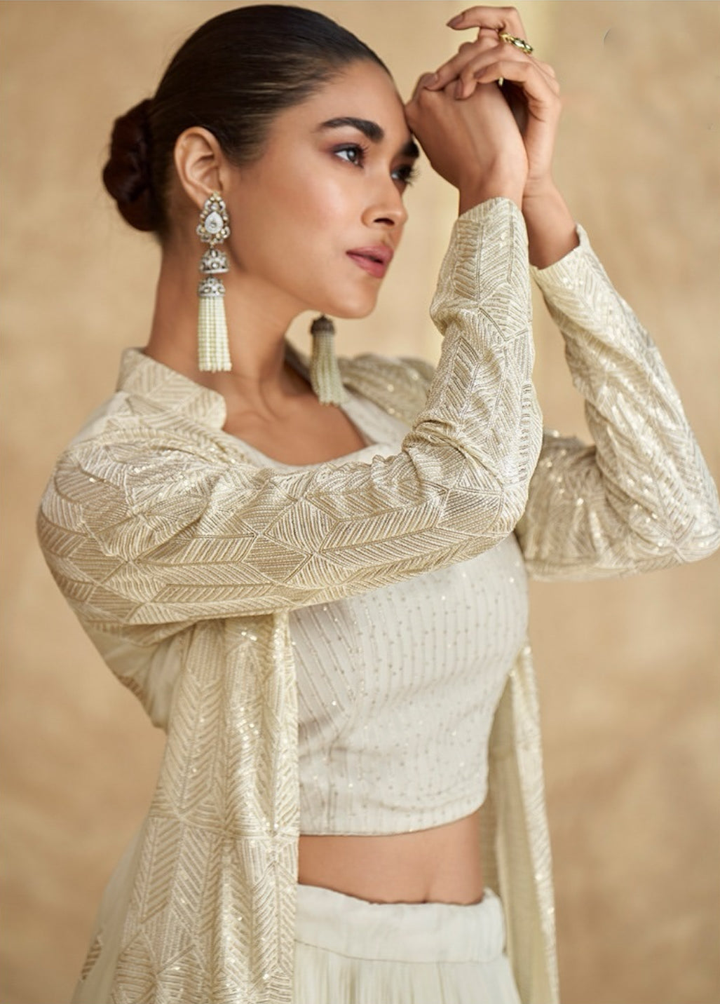 Matrut | Vivid Veda Off-white Trio Set