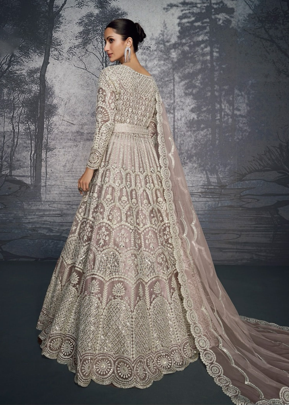 Matrut | Aurelia Essence Pinkish Silver Lehenga Set