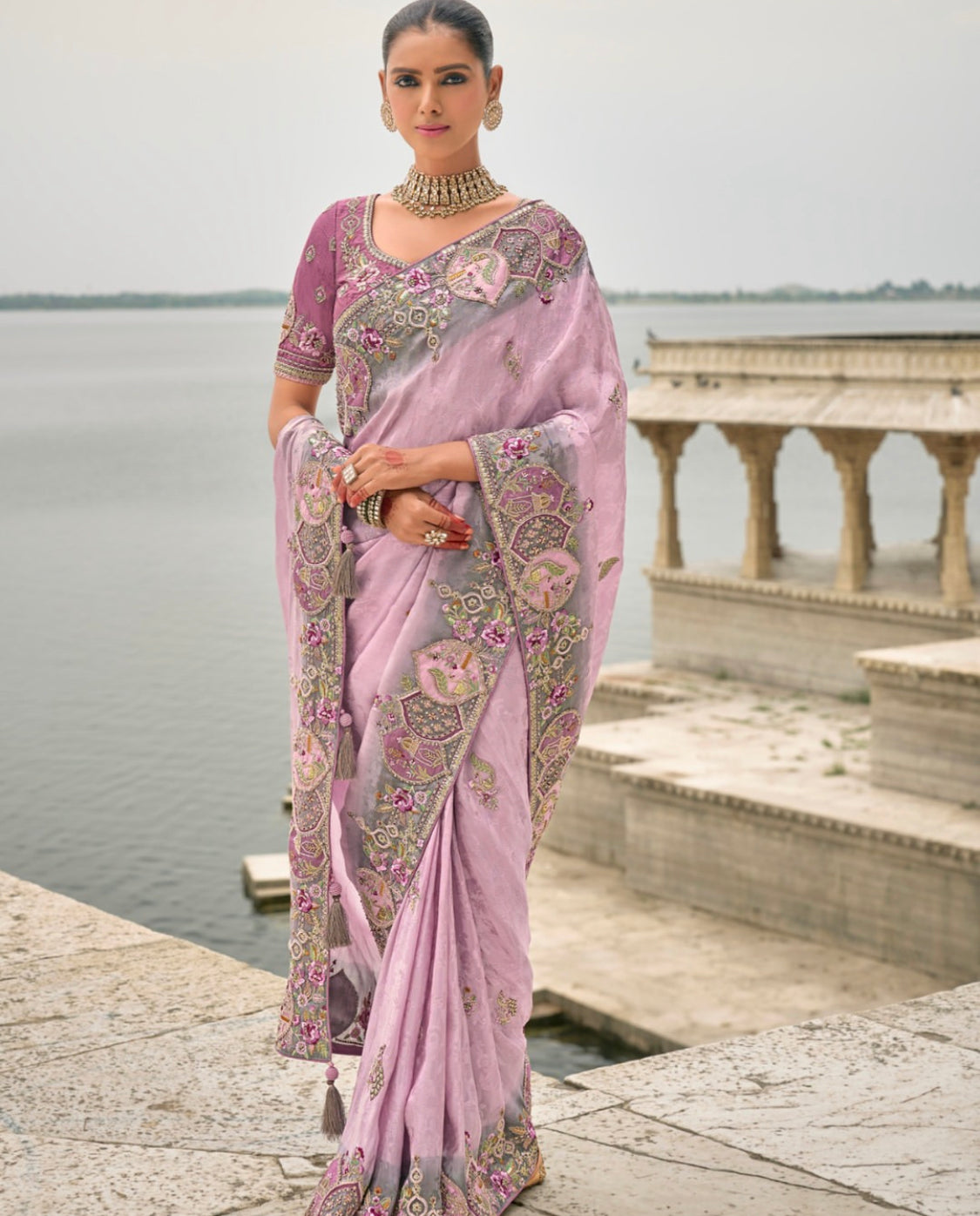 Matrut | Crown Weaves Lavender Saree