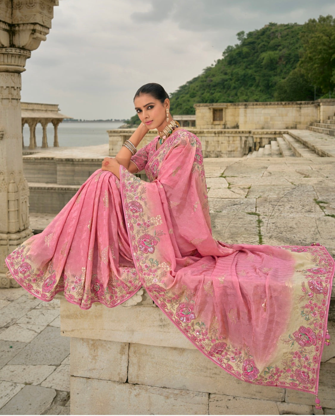 Matrut | Crown Weaves Powder Pink Saree