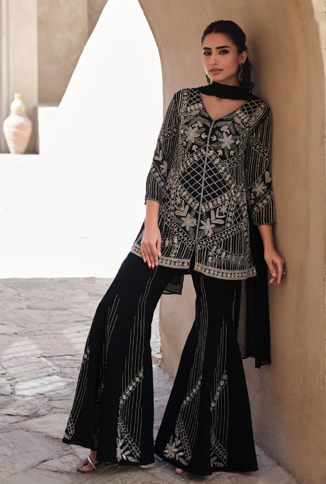 Matrut | Mizaaz Black Palazzo Suit
