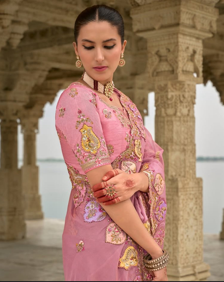 Matrut | Crown Weaves Pink Saree