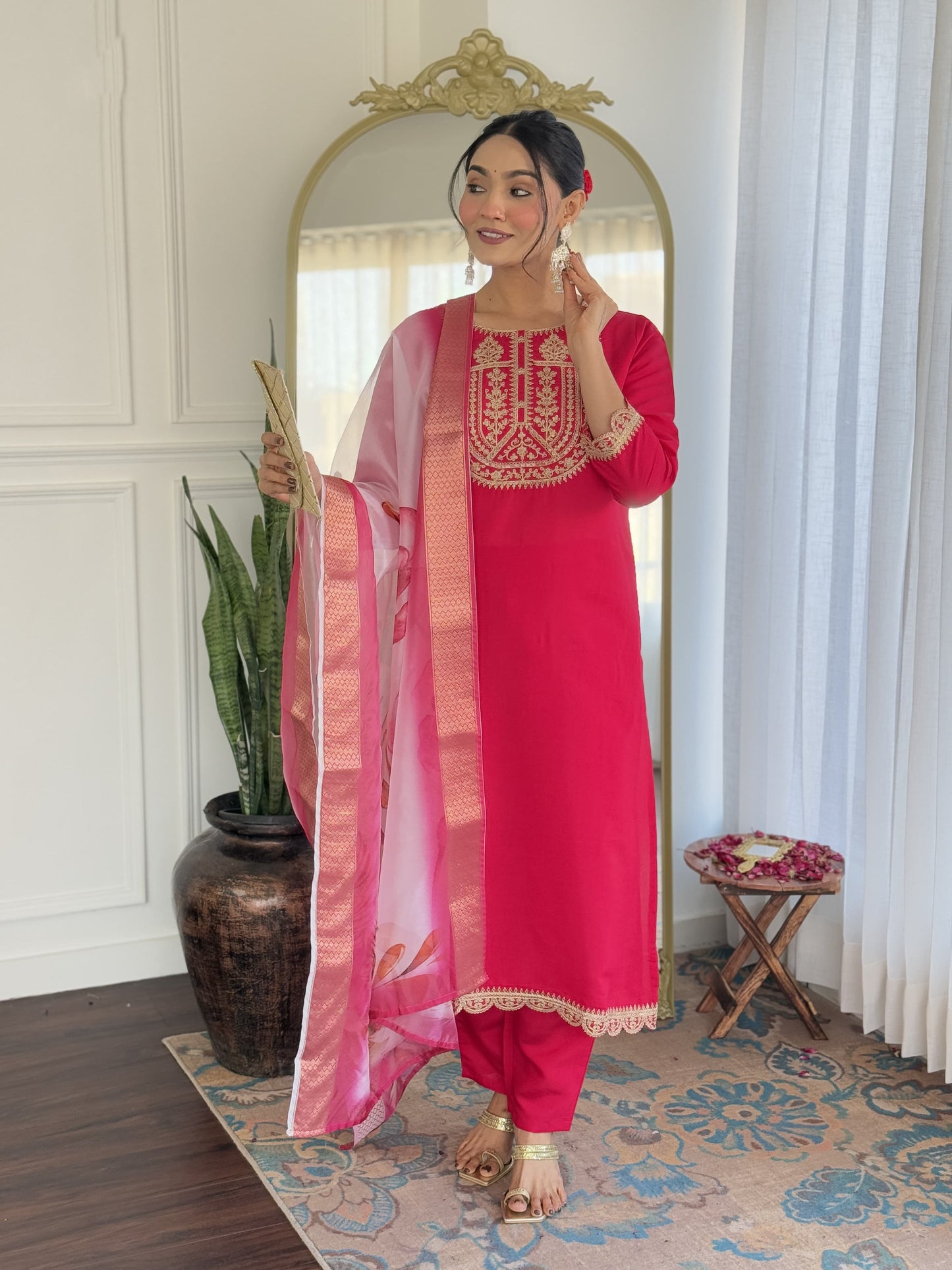 Matrut | Sugandh Red Straight Suit