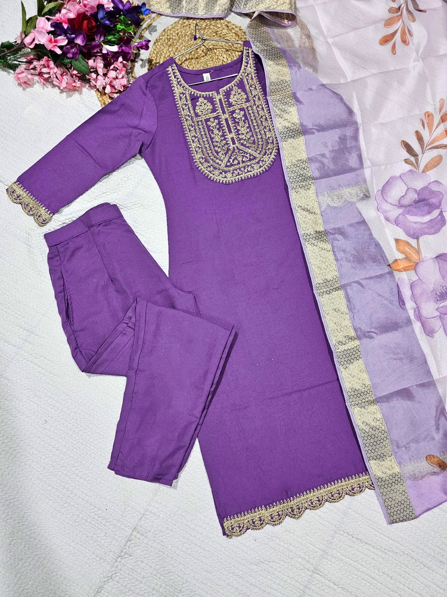 Matrut | Sugandh Light Purple Straight Suit