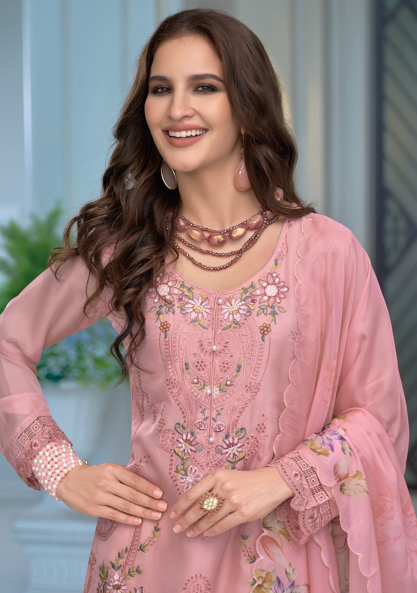 Matrut | Erina Pink Straight Suit