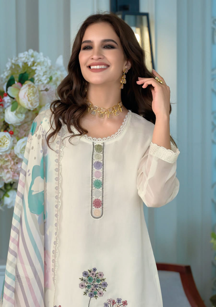 Matrut | Larisa White Straight Suit