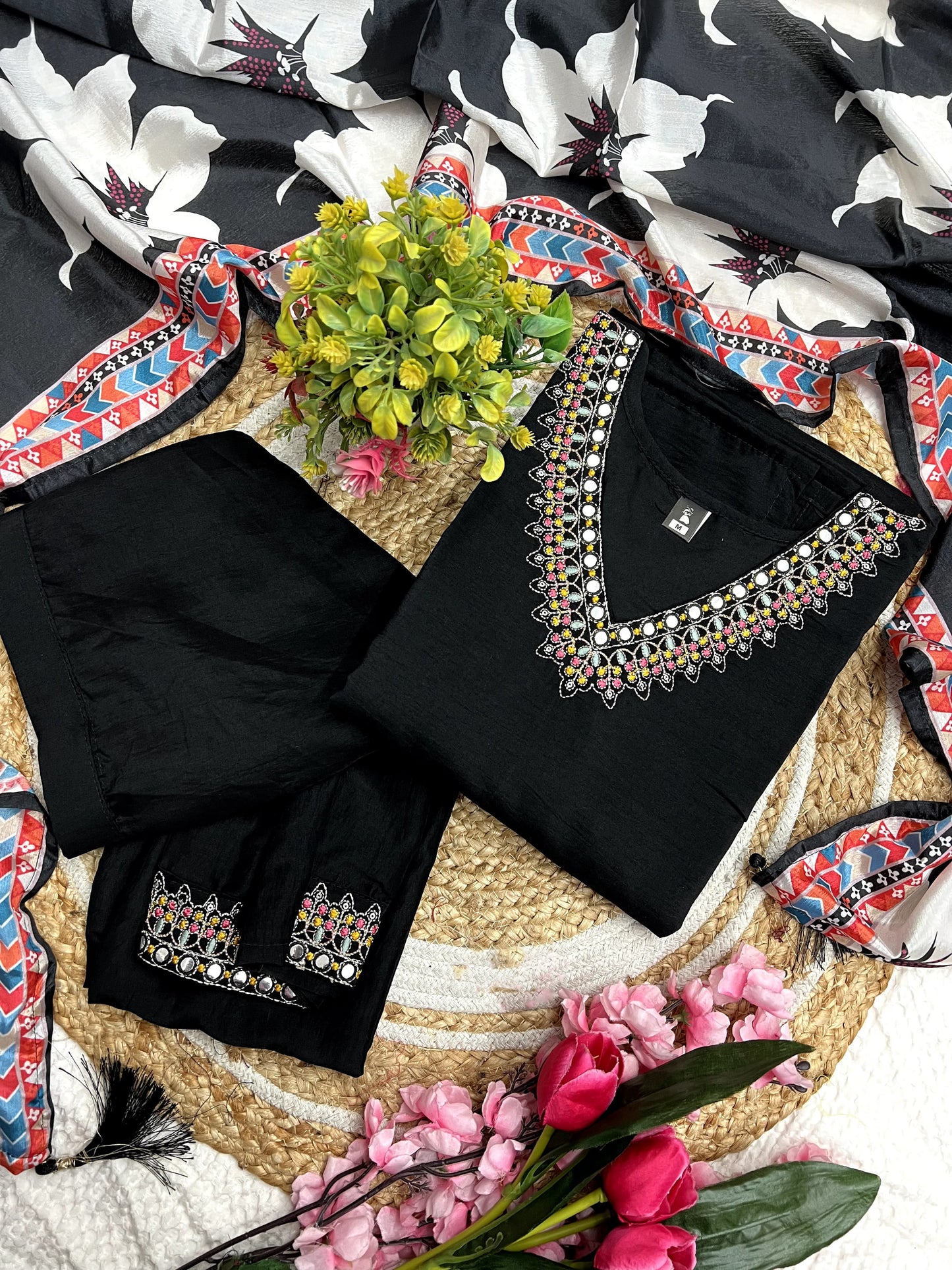 Matrut | Charoo Black Suit