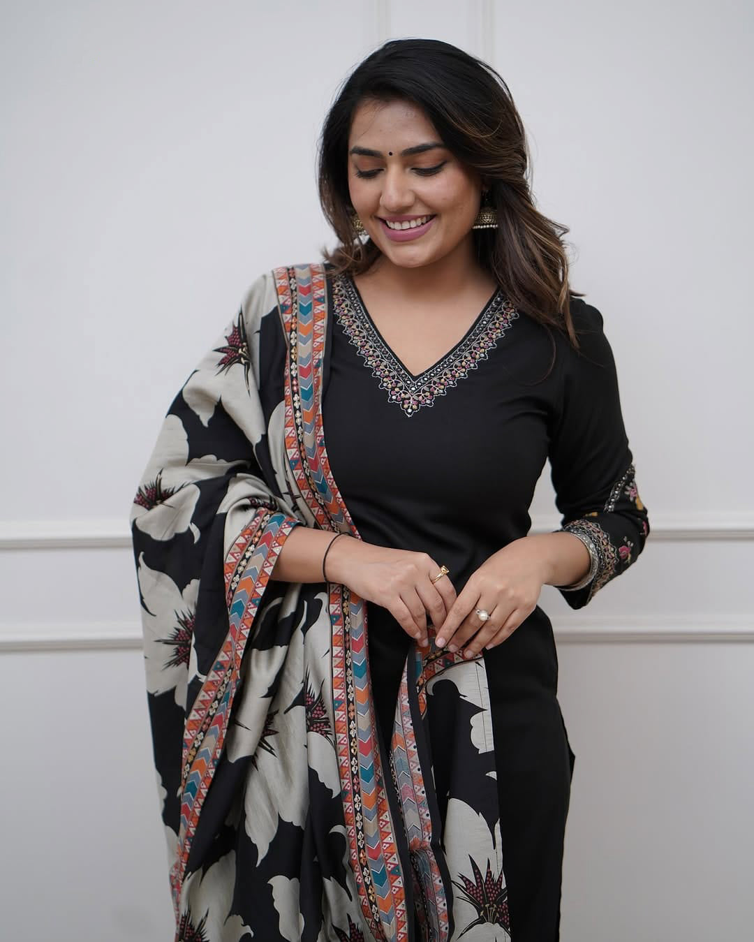 Matrut | Charoo Black Suit