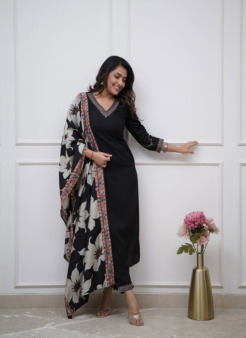 Matrut | Charoo Black Suit