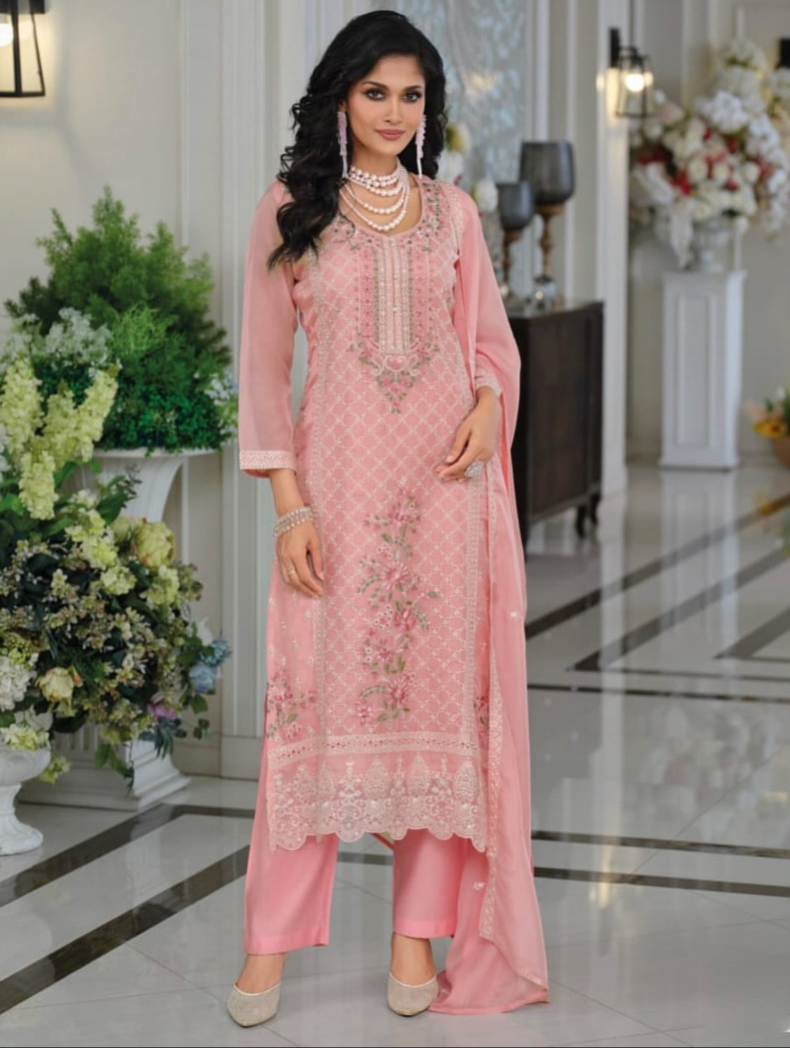 Matrut | Raabta Pink Straight Suit
