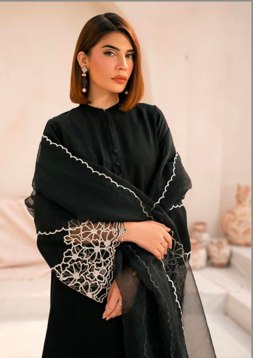 Matrut | Sush Black Straight Suit