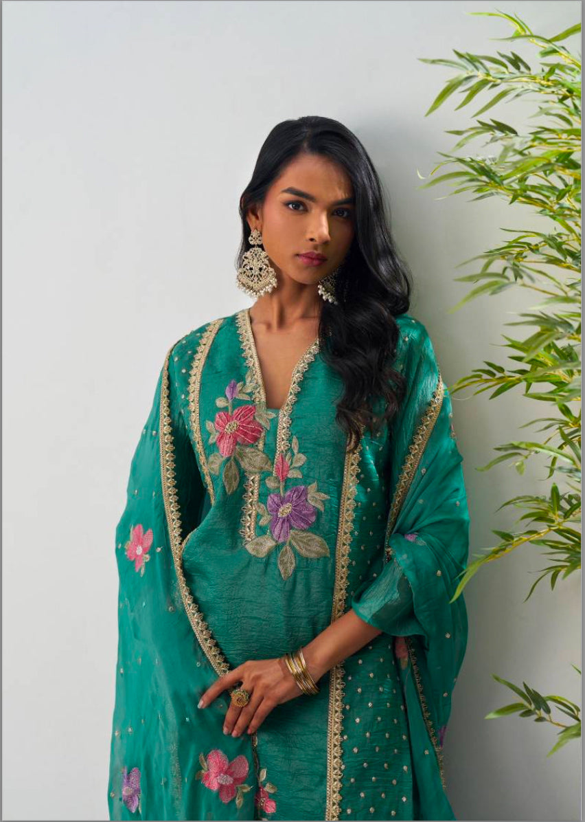 Matrut | Ehsaas Firozi Straight Suit
