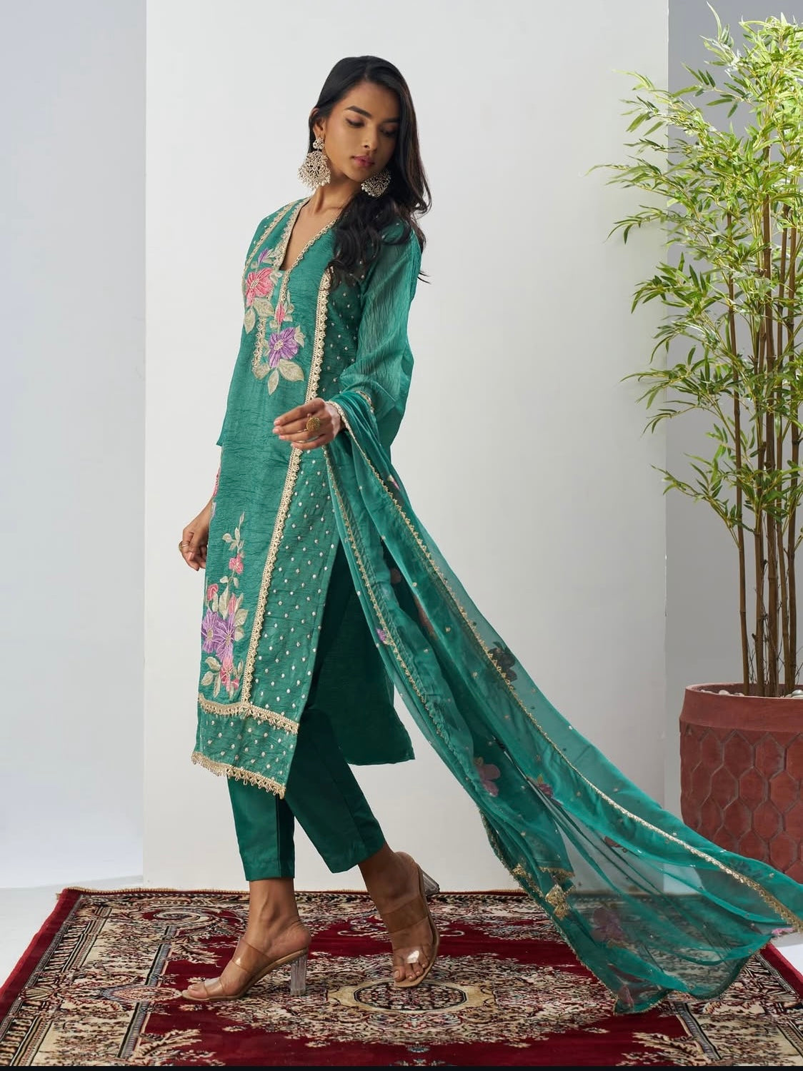 Matrut | Ehsaas Firozi Straight Suit