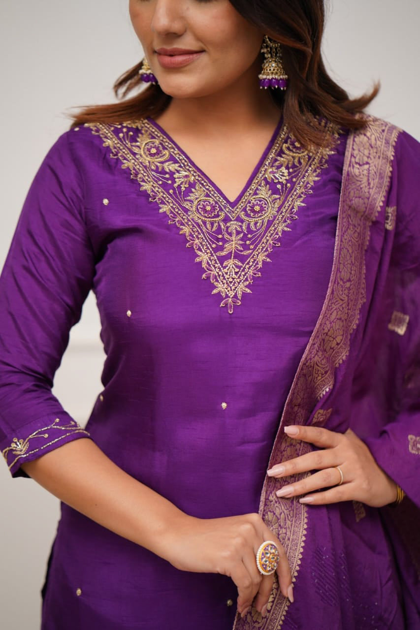 Matrut | Anvaya Purple Straight Suit