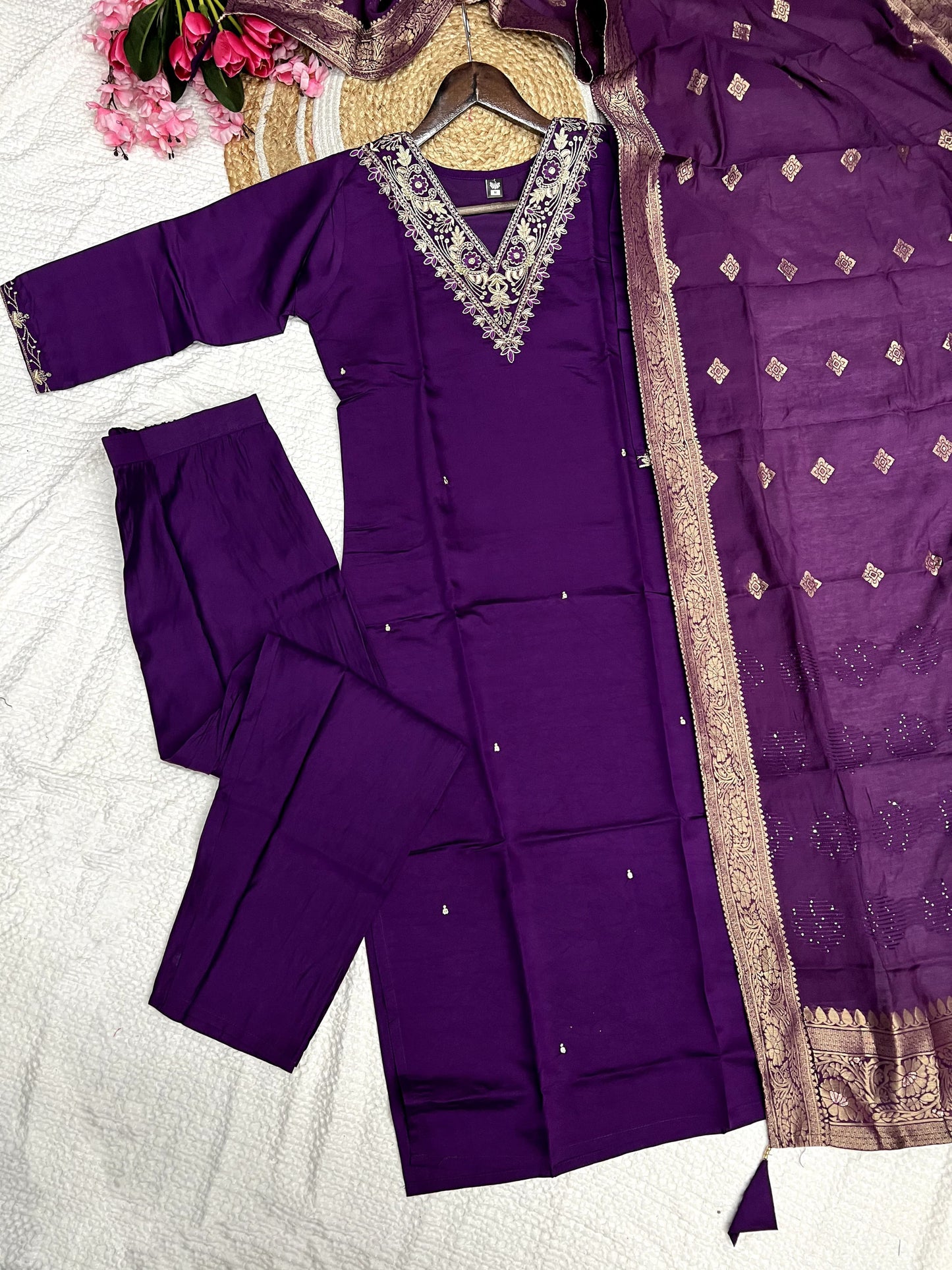 Matrut | Anvaya Purple Straight Suit