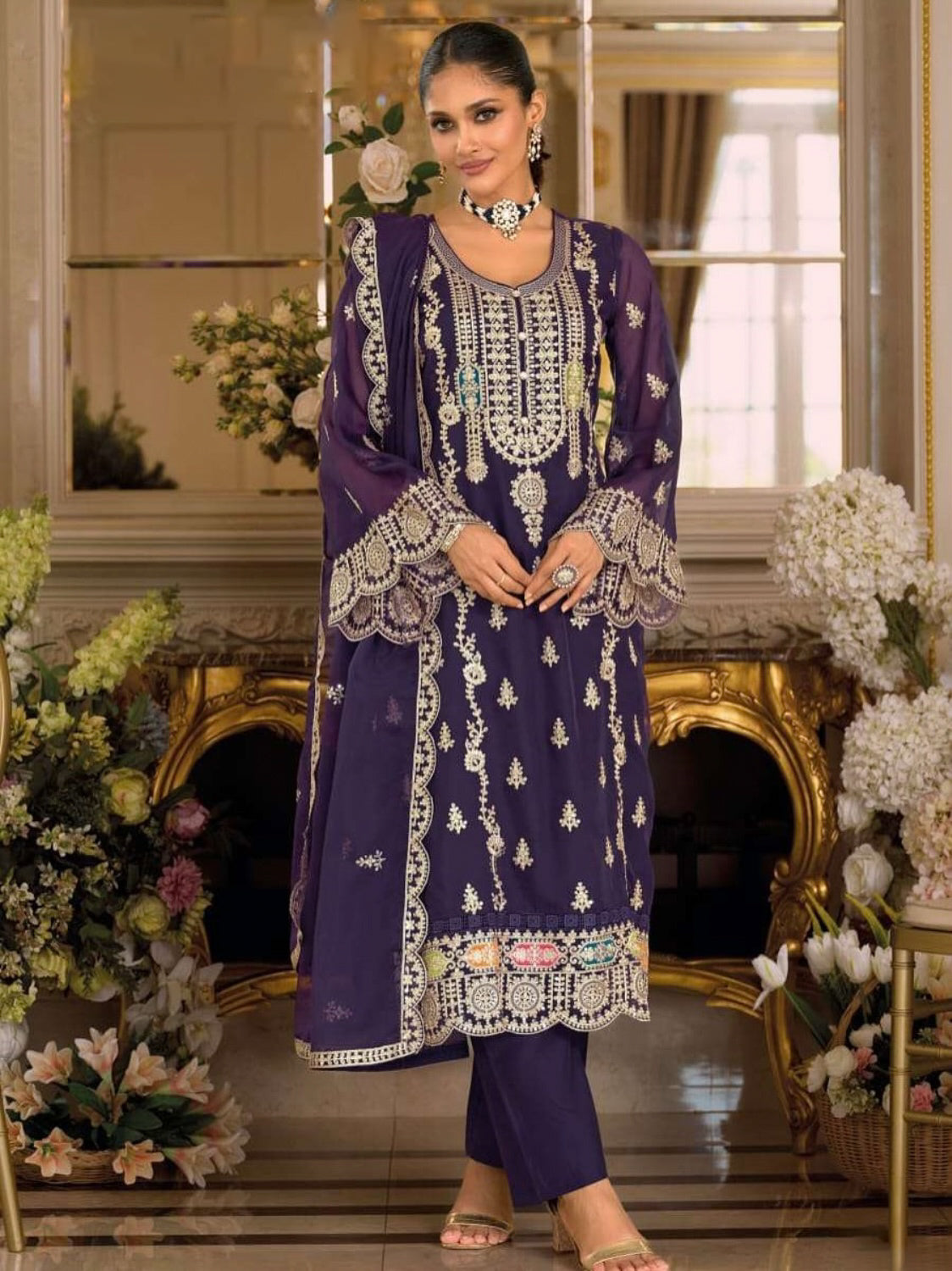 Matrut | Praniti Dark Purple Straight Suit