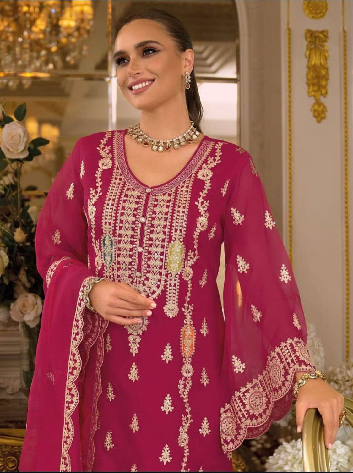 Matrut | Praniti Rani Pink Straight Suit