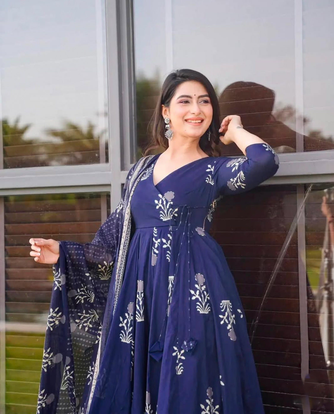 Matrut | Prakrati Navy Blue Anarkali Suit