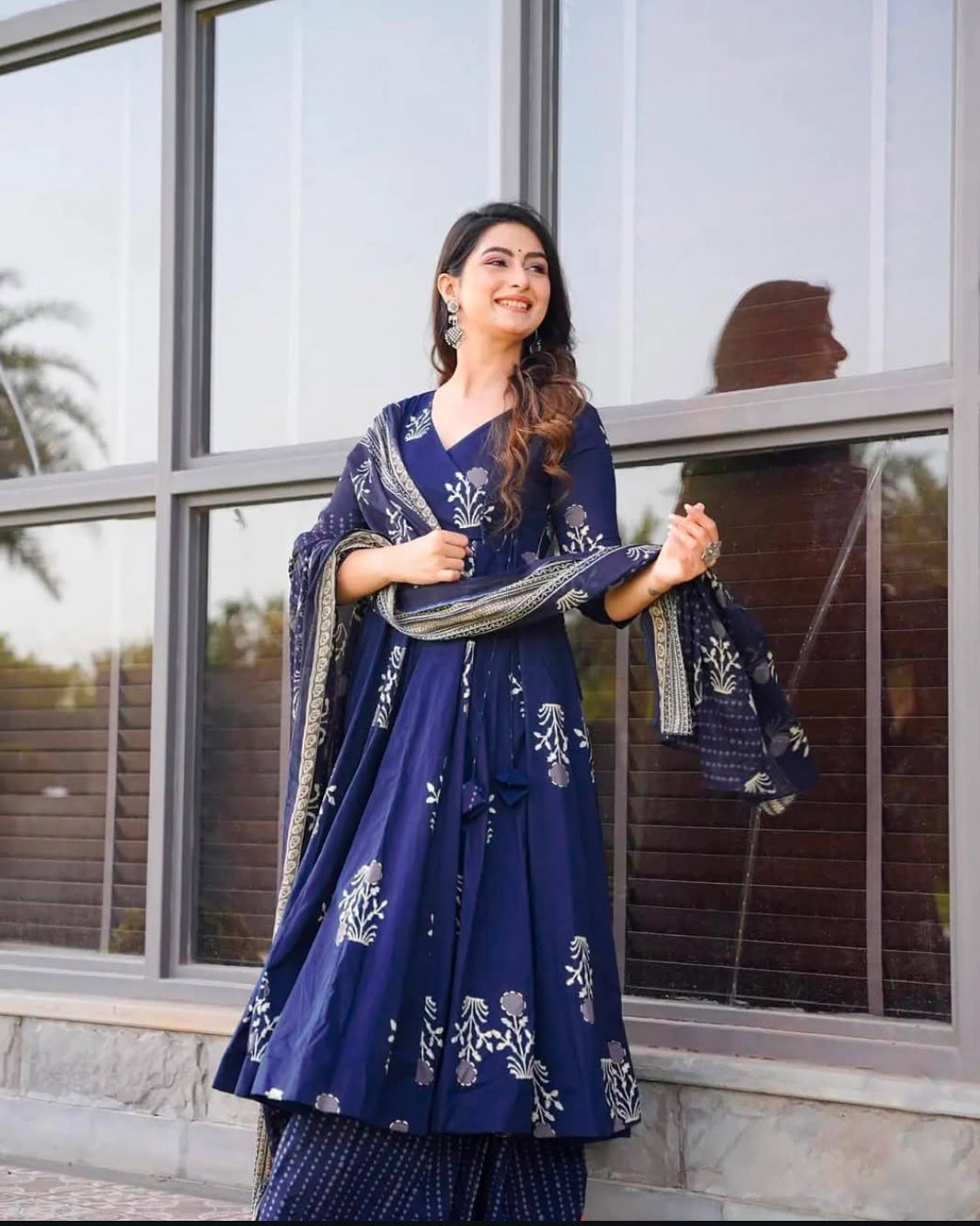 Matrut | Prakrati Navy Blue Anarkali Suit