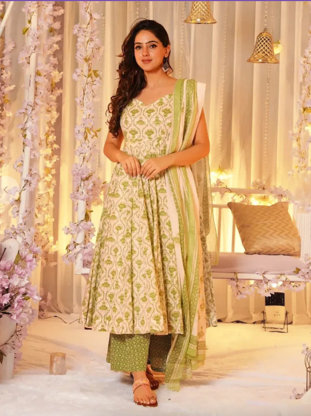 Matrut | Chaand Pista Green Anarkali Suit
