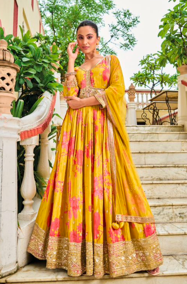 Matrut | Blazing Orchid Yellow Gown