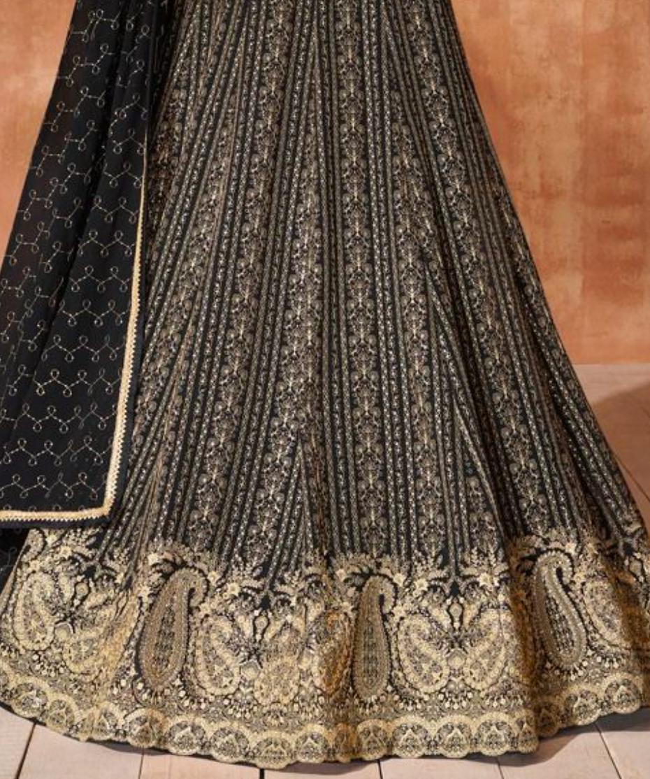 Matrut | Wise by Tradition Black Gown