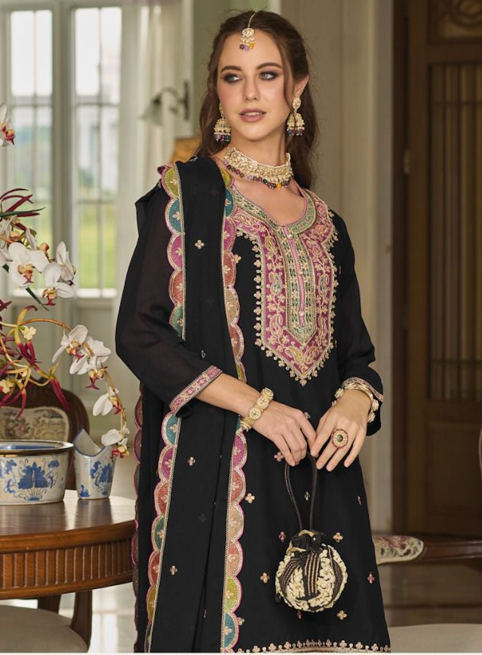Matrut | Gentle Fury Black Straight Suit