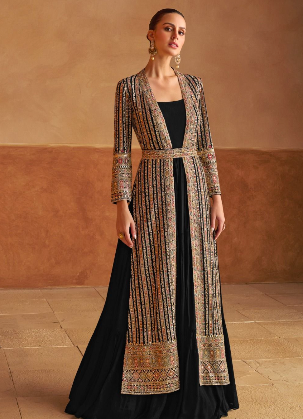 Matrut | Radiant Vibe Black Gown
