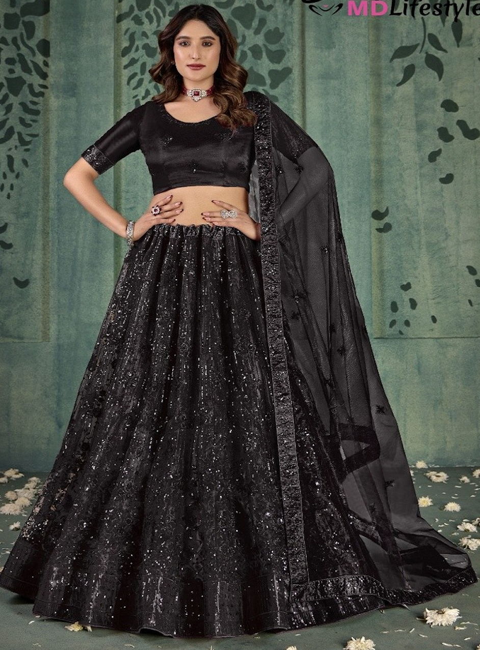 Matrut | Elegance Black Lehenga Set